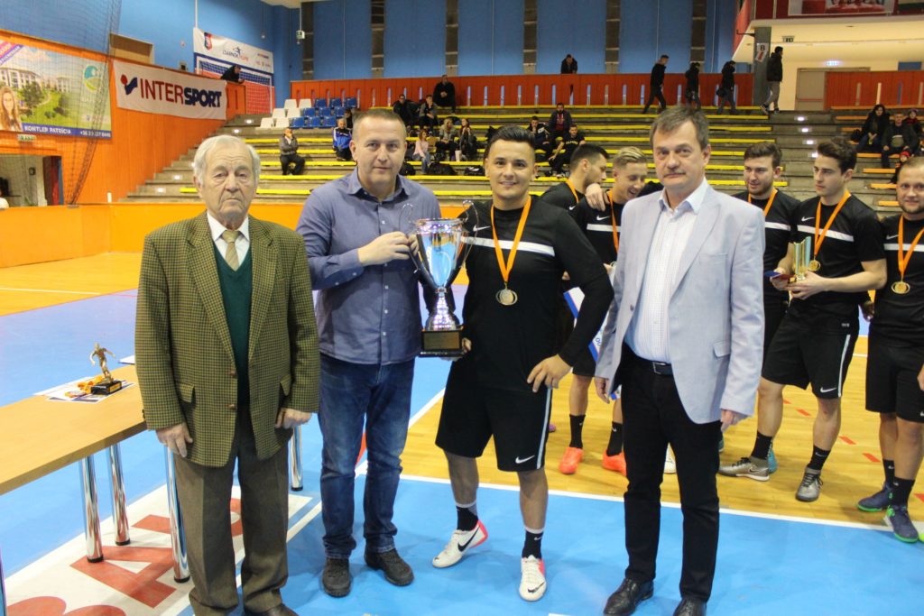 csarnok-kupa-eredmenyei